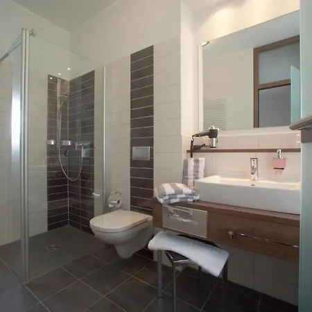 Bruehlerhoehe 호텔