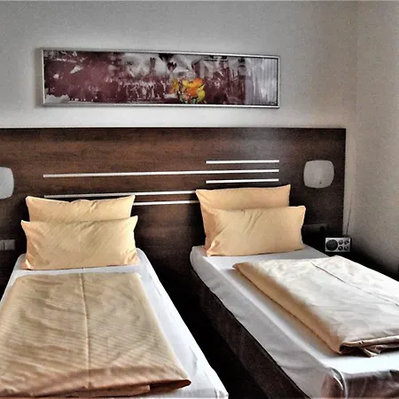 Bruehlerhoehe 3*